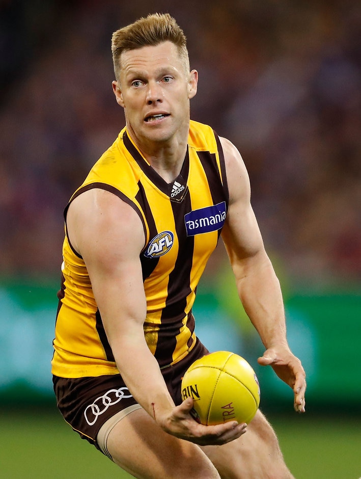 AFL 2016 Second Semi Final - Hawthorn v Western Bulldogs MELBOURNE, AUSTRALIA - SEPTEMBER 16: Sam Mitchell of the Hawks in action during the 2016 AFL Second Semi Final match between the Hawthorn Hawks and the Western Bulldogs at the Melbourne Cricket Ground on September 16, 2016 in Melbourne, Australia. (Photo by Adam Trafford/AFL Media)